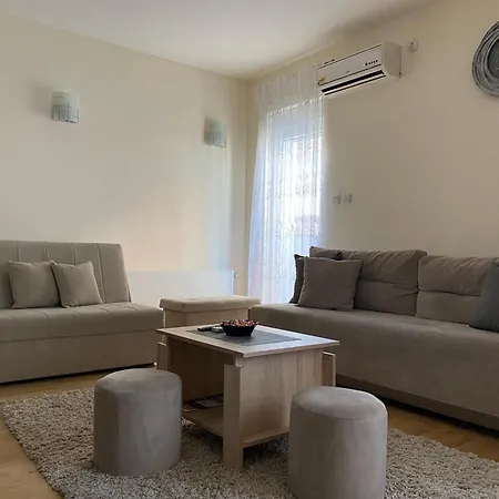 Dalic Apartment *